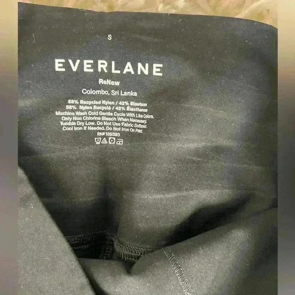 Everlane Renew Leggings Black - Picture 3 of 8